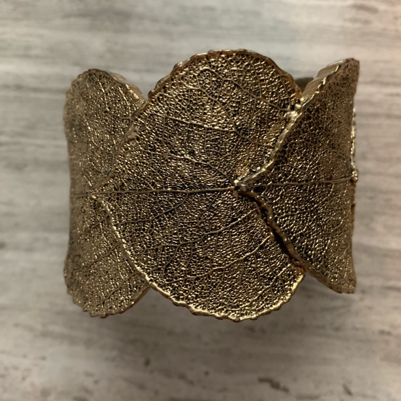 Jewelry - Lia Sophia leaf cuff bracelet
